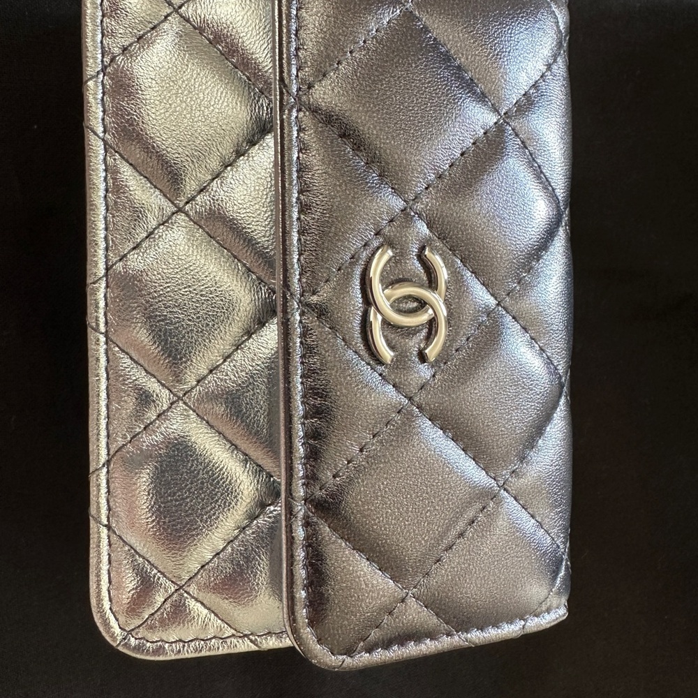 Chanel Coco Punk metallic silver ombré leather Belt bag. CHANEL - Picture 2 of 13